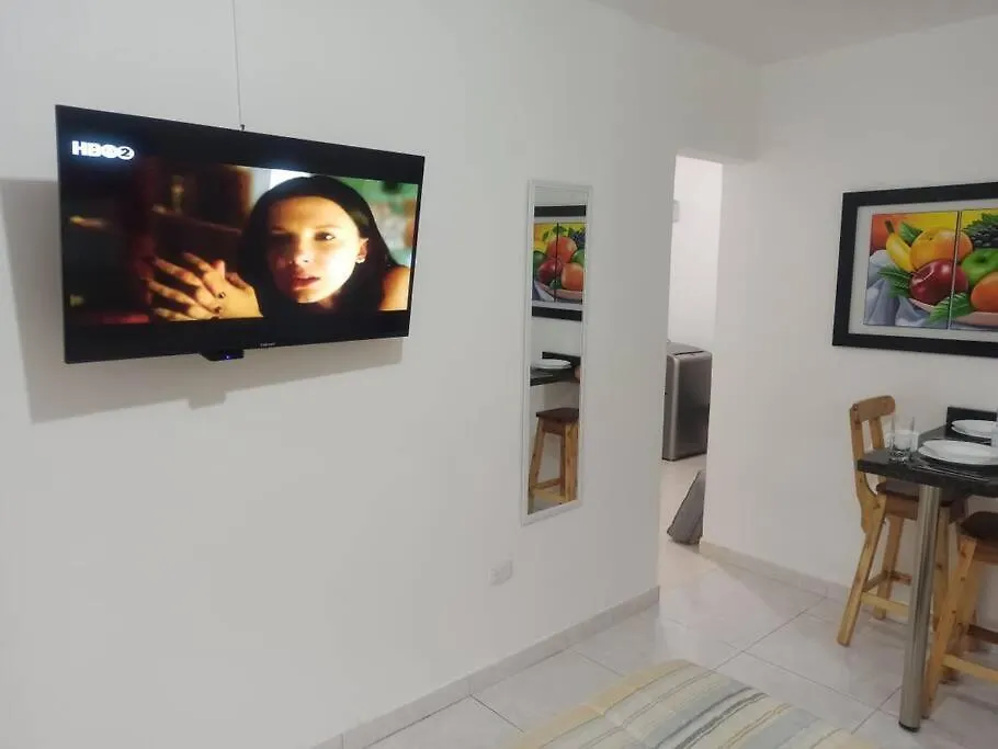 Apartamento Independiente Y Facil Accesibilidad! Cali 0*,